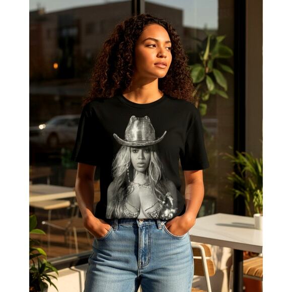 Beyoncé Renaissance World Tour Tee Small NWOT Official Concert Merch - Picture 7 of 9